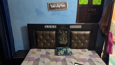 Bedroom Image of 540 Sq.ft 5 BHK Independent House for sale in Mandoli New Delhi for Rs. 9000000