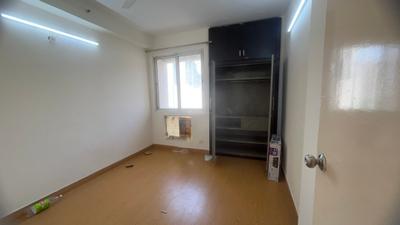 Bedroom Image of 970 Sq.ft 2 BHK Apartment / Flat for rent in Jaypee Kosmos, Sector 134 Noida for Rs. 24000