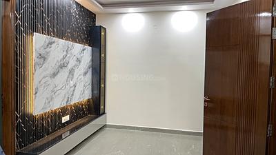 Living Room Image of 1050 Sq.ft 3 BHK Builder Floor for sale in Tri Nagar New Delhi for Rs. 11000000