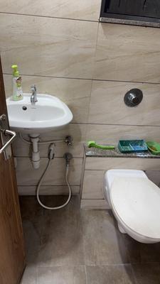 Image of 1250 Sq.ft 2 BHK Apartment / Flat for rent in Rajshree Heights, Amraiwadi, Ahmedabad for Rs. 20500