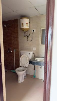 Image of 1114 Sq.ft 2.5 BHK Apartment / Flat for sale in Nimbus Iitl Nimbus The Express Park View Tower I J and K, Chi V, Greater Noida for Rs. 8700000