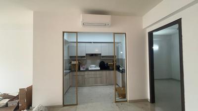 Kitchen Image of 1680 Sq.ft 3.5 BHK Apartment / Flat for sale in Smartworld Orchard, Sector 61 Gurgaon for Rs. 30000000