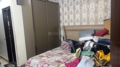 Bedroom Image of 950 Sq.ft 3 BHK Builder Floor for sale in Pitampura New Delhi for Rs. 16000000
