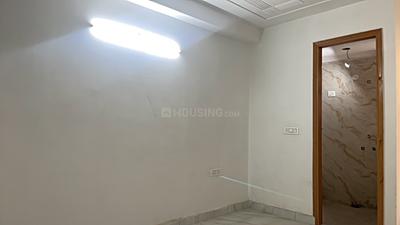Bedroom Image of 920 Sq.ft 3 BHK Builder Floor for sale in Khanpur New Delhi for Rs. 7000000