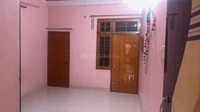 Bedroom Image of 1250 Sq.ft 2 BHK Builder Floor for rent in Shivaji Puram Lucknow for Rs. 16000