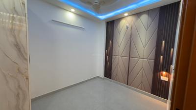 Bedroom Image of 4000 Sq.ft 12 BHK Independent House for sale in Razapur Khurd New Delhi for Rs. 22000000