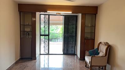 Living Room Image of 2200 Sq.ft 3.5 BHK Apartment / Flat for rent in Madhusudan A, Kalyani Nagar Pune for Rs. 95000