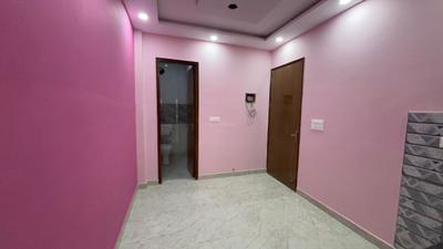 Living Room Image of 500 Sq.ft 2 BHK Apartment / Flat for sale in Sector 4 Rohini New Delhi for Rs. 2800000