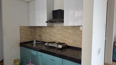 Kitchen Image of 810 Sq.ft 2.5 BHK Apartment / Flat for rent in VTP Belair, Mahalunge Pune for Rs. 25000