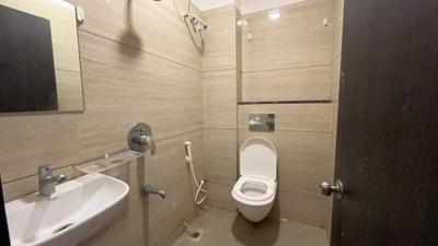 Bathroom Image of 230 Sq.ft 1 RK Apartment / Flat for rent in Mahalakshmi Nagar Indore for Rs. 13500