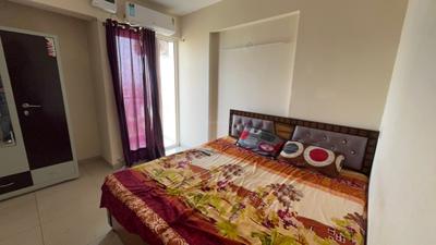 Bedroom Image of 600 Sq.ft 1 BHK Apartment / Flat for rent in Wave Dream Homes, Wave City Ghaziabad for Rs. 18000