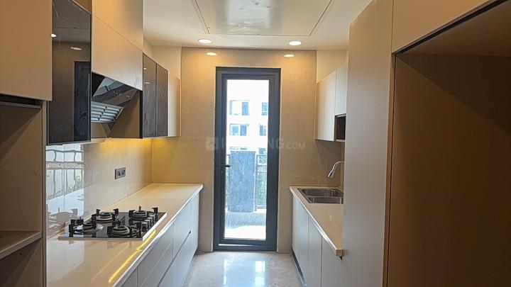 DLF Phase 5 Main Image 1