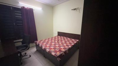 Bedroom Image of 1250 Sq.ft 2 BHK Builder Floor for rent in Gmada Aerocity Mohali for Rs. 30000