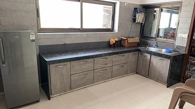 Kitchen Image of 3825 Sq.ft 4 BHK Villa for sale in Gala Villa Aqua, Shantipura Ahmedabad for Rs. 60000000