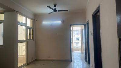Living Room Image of 800 Sq.ft 2 BHK Apartment / Flat for rent in Supertech Eco Village 1, Noida Extension Greater Noida for Rs. 19000