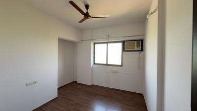 Bedroom Image of 1350 Sq.ft 3 BHK Apartment / Flat for sale in Lodha Splendora, Thane West Thane for Rs. 12500000