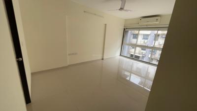 Bedroom Image of 1300 Sq.ft 3 BHK Apartment / Flat for rent in Godrej Central, Chembur Mumbai for Rs. 120000