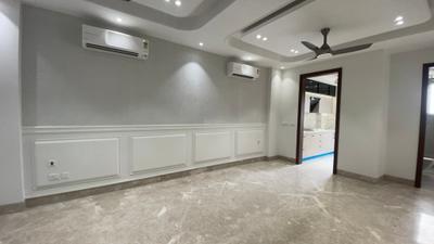 Living Room Image of 2700 Sq.ft 3 BHK Builder Floor for rent in BPTP Astaire Garden Floors, Sector 70A Gurgaon for Rs. 50000