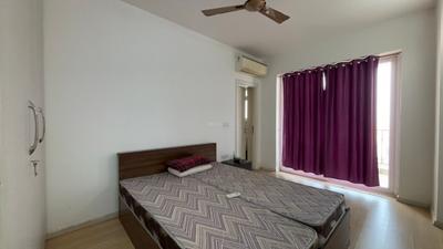 Bedroom Image of 1930 Sq.ft 3 BHK Apartment / Flat for sale in DLF The Skycourt, Sector 86 Gurgaon for Rs. 24200000