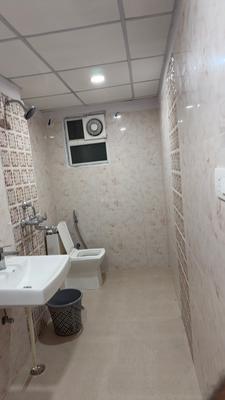 Image of 1800 Sq.ft 3 BHK Apartment / Flat for rent in Blue Mountain, Kalli Pashchim, Lucknow for Rs. 35000