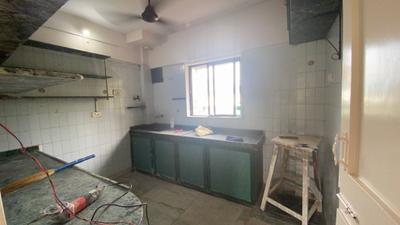 Kitchen Image of 900 Sq.ft 2 BHK Apartment / Flat for rent in Andheri West Mumbai for Rs. 72000