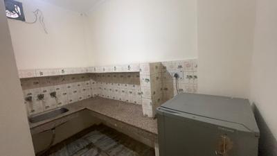 Kitchen Image of 630 Sq.ft 1 BHK Independent House for rent in DLF Phase 3 Gurgaon for Rs. 23000