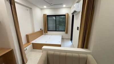Bedroom Image of 750 Sq.ft 1 BHK Builder Floor for rent in Mahalakshmi Nagar Indore for Rs. 16500