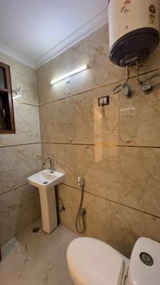 Image of 750 Sq.ft 2 BHK Apartment / Flat for rent in Chhattarpur, New Delhi for Rs. 25000