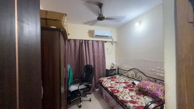 Bedroom Image of 965 Sq.ft 2 BHK Apartment / Flat for sale in Rosa Gardenia, Kasarvadavali Thane for Rs. 10500000