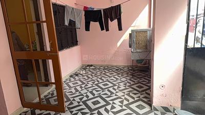 Bedroom Image of 650 Sq.ft 6 BHK Independent House for sale in Indira Nagar Lucknow for Rs. 9000000