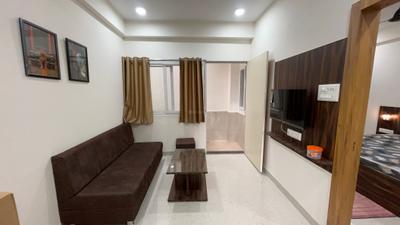Living Room Image of 1000 Sq.ft 1 BHK Apartment / Flat for rent in Sakar Elite Apex, Mahalakshmi Nagar Indore for Rs. 20000