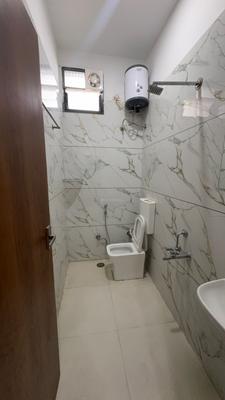 Bathroom Image of 1500 Sq.ft 1 BHK Apartment / Flat for rent in Vijay Nagar Indore for Rs. 21000