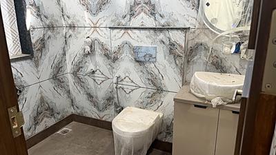 Image of 1700 Sq.ft 4 BHK Duplex for sale in GTB Nagar, New Delhi for Rs. 40000000