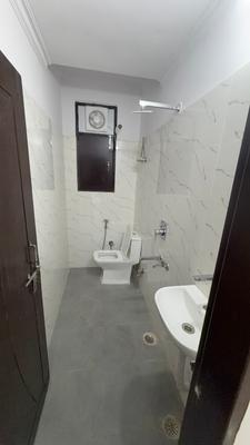 Bathroom Image of 750 Sq.ft 1 BHK Apartment / Flat for sale in Sector 18 Dwarka New Delhi for Rs. 12500000