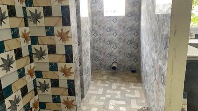 Bathroom Image of 480 Sq.ft 1 BHK Apartment / Flat for sale in Keshtopur Kolkata for Rs. 1920000
