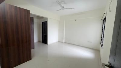 Bedroom Image of 3500 Sq.ft 4.5 BHK Apartment / Flat for rent in Sakar Elite Apex, Mahalakshmi Nagar Indore for Rs. 60000
