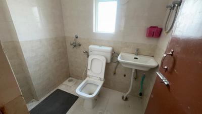 Image of 980 Sq.ft 3 BHK Apartment / Flat for rent in ROF Amaltas, Sector 92, Gurgaon for Rs. 21000