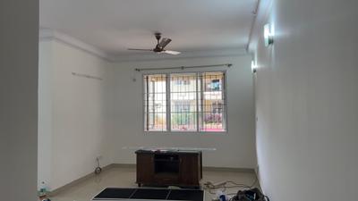 Living Room Image of 1300 Sq.ft 2 BHK Apartment / Flat for rent in Prestige Notting Hill, Kalena Agrahara Bengaluru for Rs. 52000