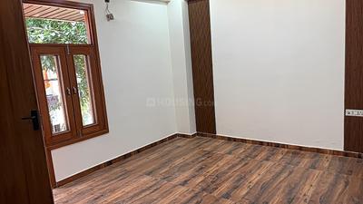 Bedroom Image of 1800 Sq.ft 4 BHK Builder Floor for sale in Vasundhara Ghaziabad for Rs. 19000000