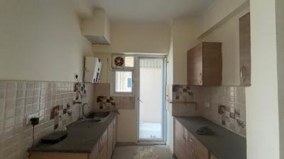 Kitchen Image of 1185 Sq.ft 3 BHK Apartment / Flat for rent in Gaur City 7th Avenue, Noida Extension Greater Noida for Rs. 25000