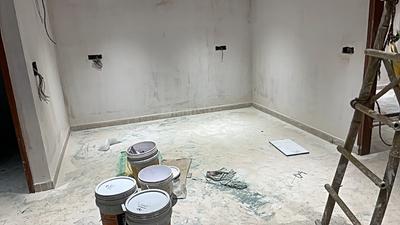Living Room Image of 900 Sq.ft 3 BHK Builder Floor for sale in Mayur Vihar Phase 1 New Delhi for Rs. 10000000