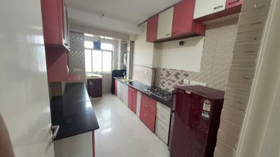 Kitchen Image of 1730 Sq.ft 3 BHK Apartment / Flat for rent in Hiranandani Tribeca, Hiranandani Estate Thane for Rs. 90000