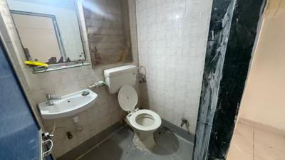 Eden Rose Bathroom Two 4