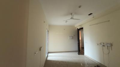 Living Room Image of 1185 Sq.ft 2 BHK Apartment / Flat for rent in Gaur City 7th Avenue, Noida Extension Greater Noida for Rs. 25000