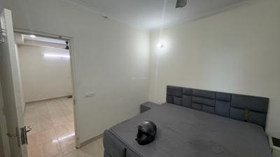 Bedroom Image of 1075 Sq.ft 2 BHK Apartment / Flat for rent in Gaur City 7th Avenue, Noida Extension Greater Noida for Rs. 26000