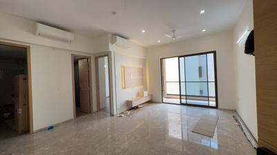 Living Room Image of 2500 Sq.ft 3.5 BHK Builder Floor for rent in Whiteland Blissville, Sector 76 Gurgaon for Rs. 45000