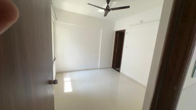 Bedroom Image of 900 Sq.ft 2 BHK Apartment / Flat for sale in Majestique Manhattan, Wagholi Pune for Rs. 6300000