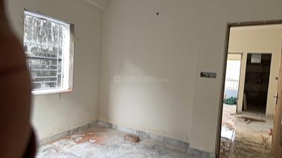 Bedroom Image of 700 Sq.ft 2 BHK Builder Floor for sale in Topsia Kolkata for Rs. 3700000