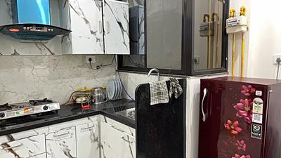 Kitchen Image of 700 Sq.ft 1 BHK Apartment / Flat for rent in Mahalakshmi Nagar Indore for Rs. 18010