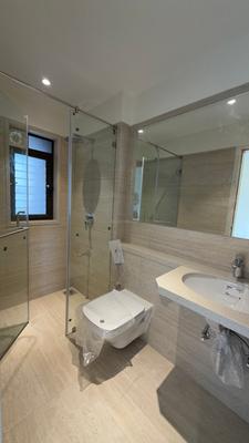Image of 1300 Sq.ft 3 BHK Apartment / Flat for sale in Khar West, Mumbai for Rs. 70000000